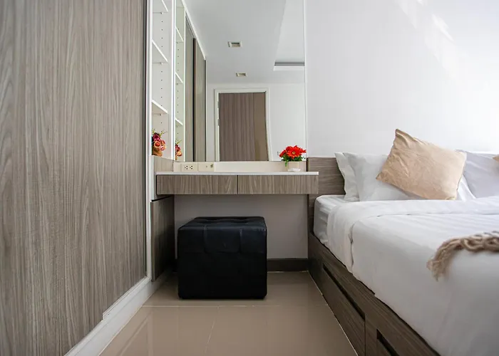 Cozy 1 Bedroom Near Bts Nana Bangkok